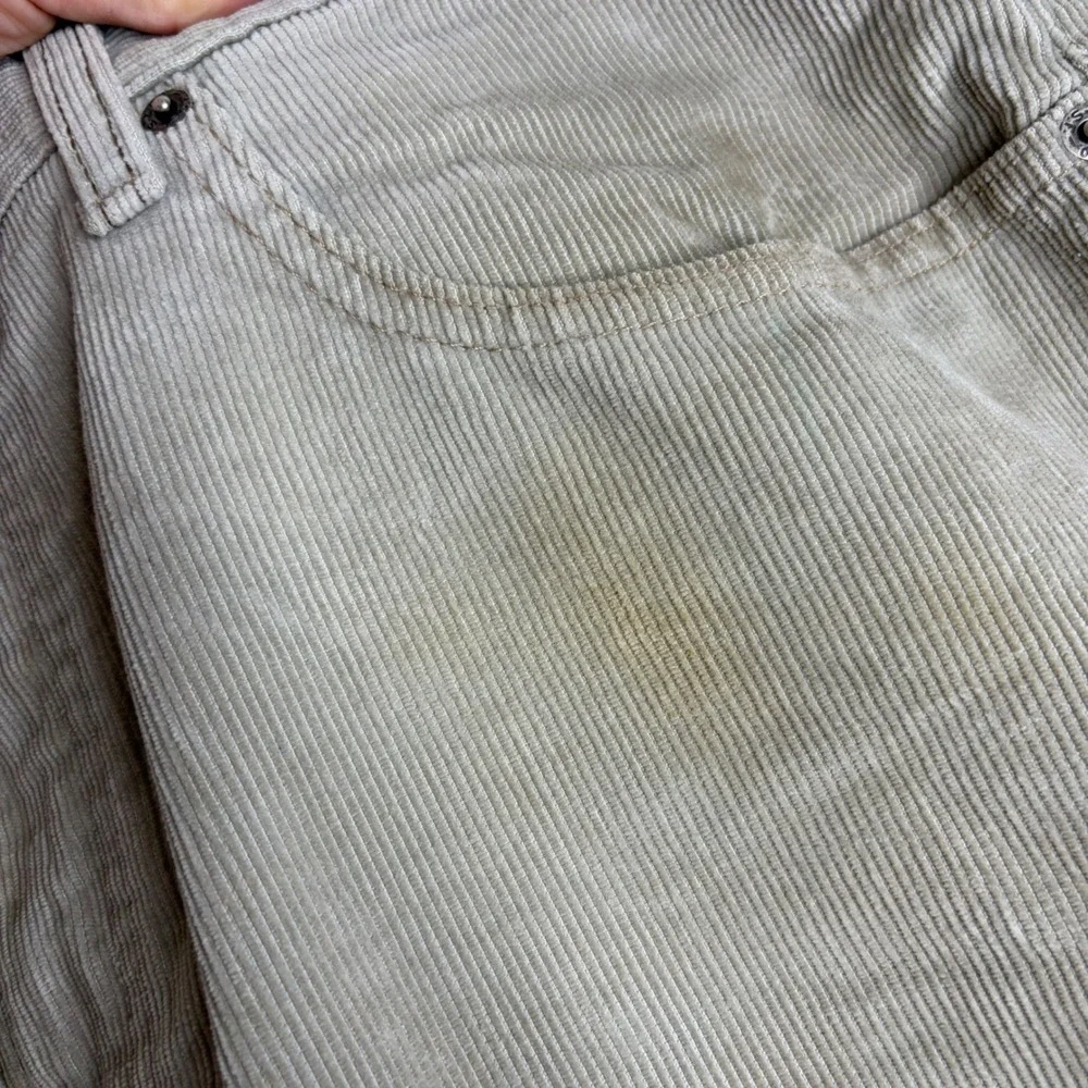 Levis 559 Relaxed Straight Corduroy Pants Tan Khaki 34x30 00559-1301 *STAIN
